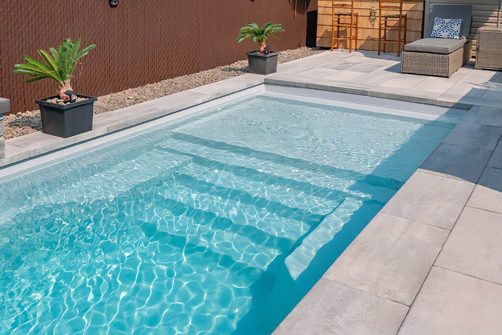 Small Fiberglass Plunge Pool